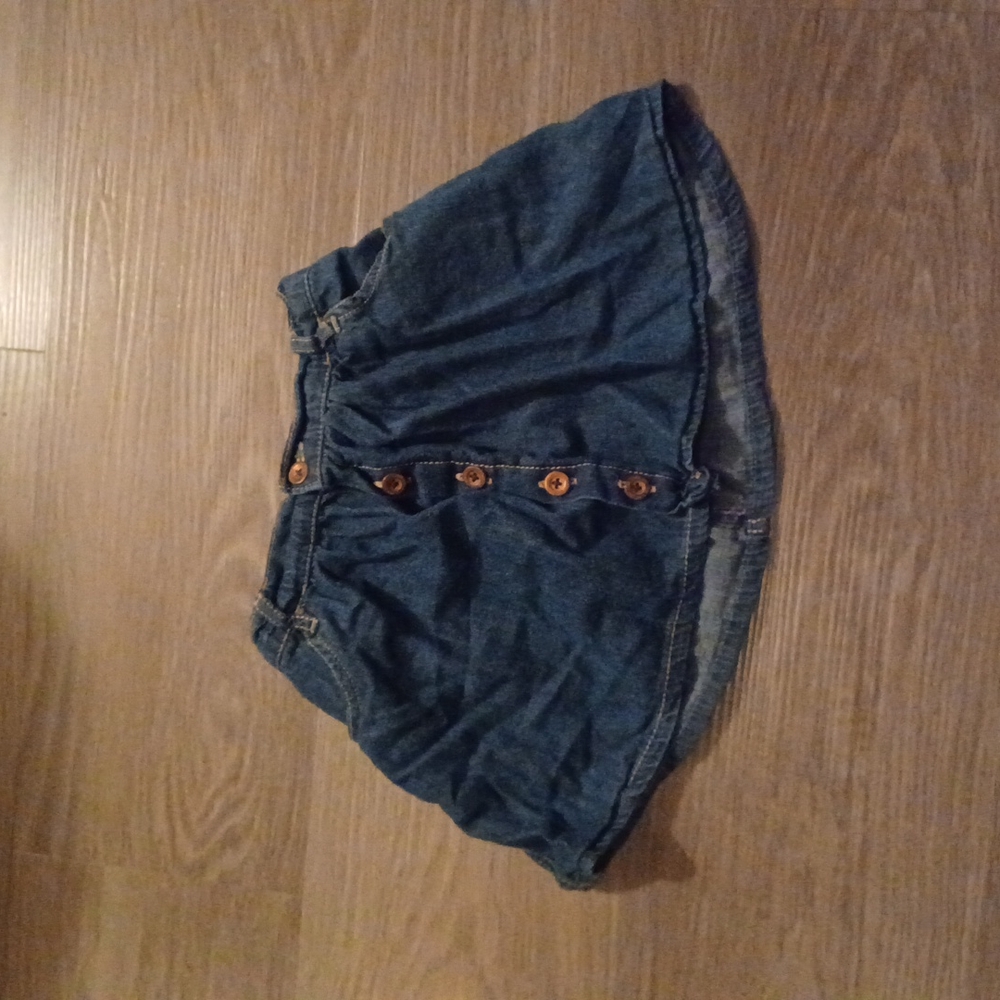 Jean skort